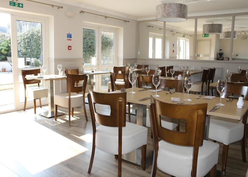 Hayward'S At The Grasmere Киншем Экстерьер фото
