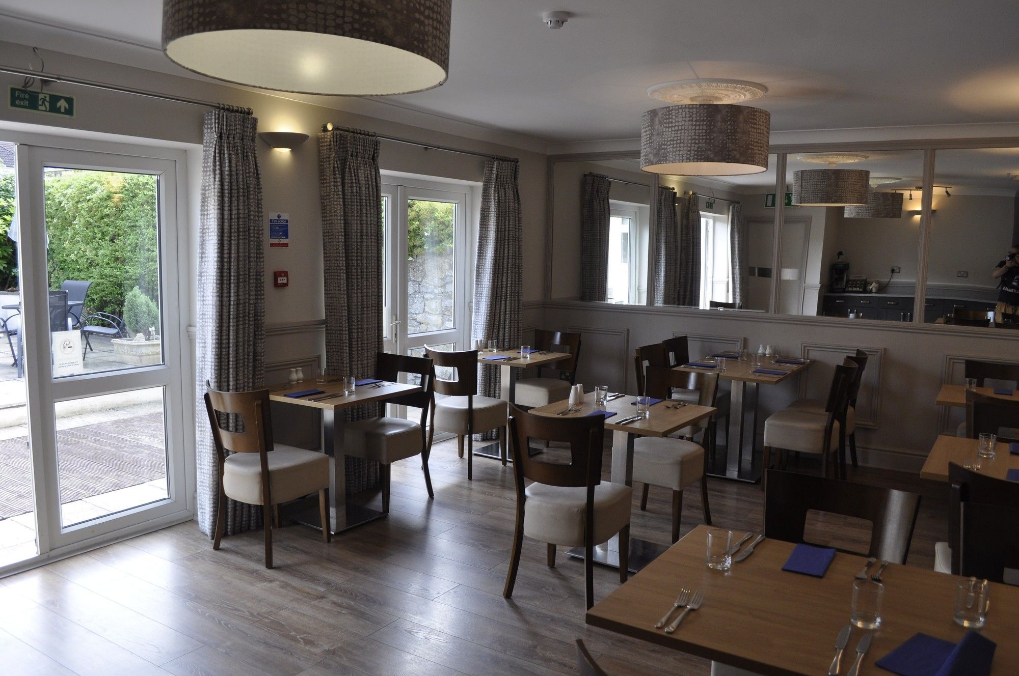 Hayward'S At The Grasmere Киншем Экстерьер фото